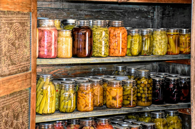 Eine Prepper-Fähigkeit ist das Einwecken von Gemüse.